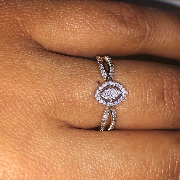 10k solid gold real diamond marquis engagement ring, not plated, free appraisal - Picture 5 of 11